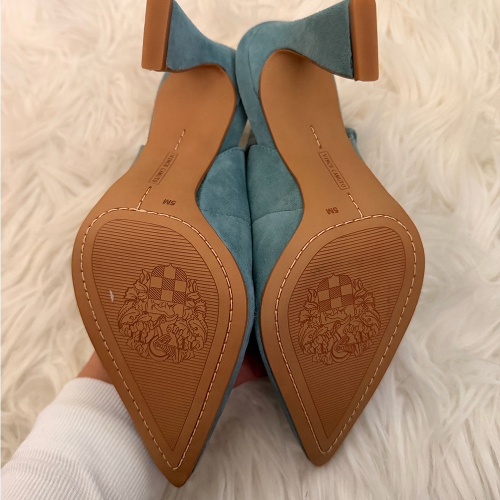 Vince camuto blue heels - Picture 2 of 3